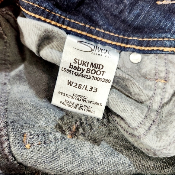 Silver Suki Baby Boot size 28 inseam 31 Dark Wash - Picture 7 of 12